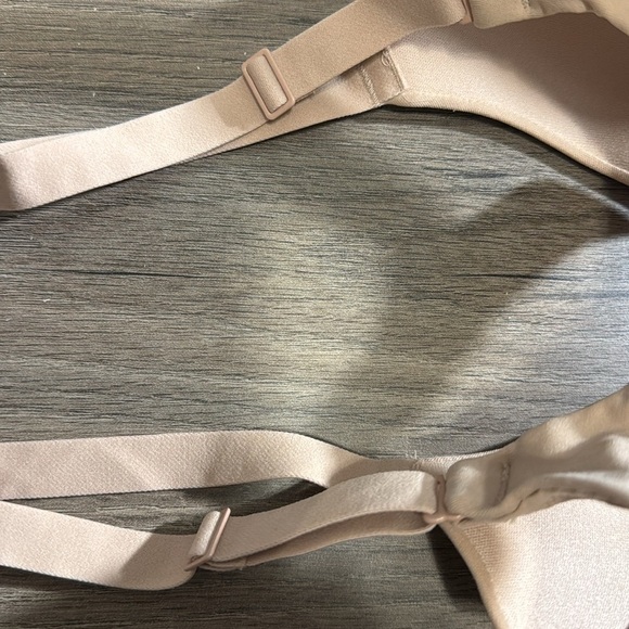New Skims T-shirt Demi bra 32 DDDD Women's Cream Bra mica color - Picture 6 of 6
